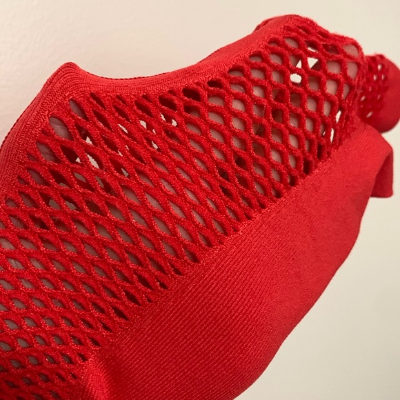 FP MOVEMENT On The Rise Long-Sleeve Layer Top NWT Red Mesh - Picture 10 of 11